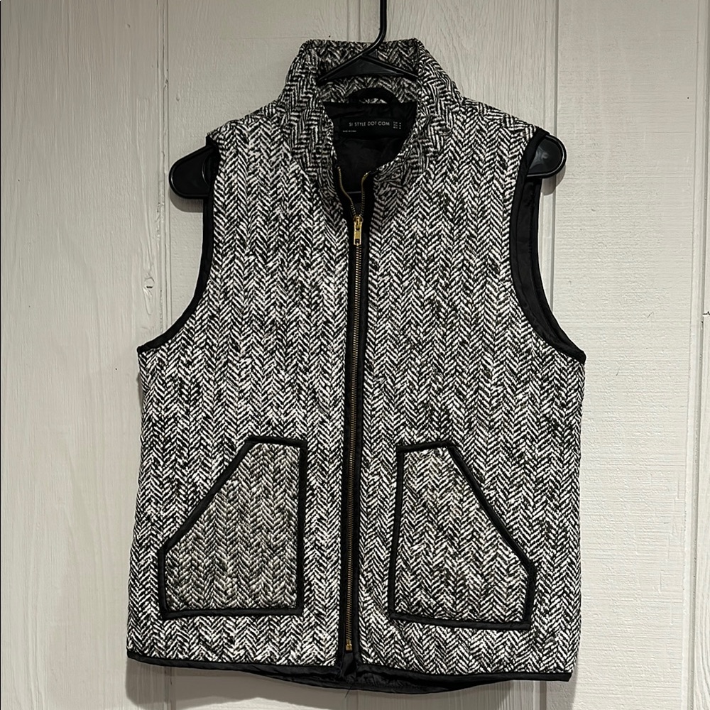 SI Style Dot Com Herringbone Quilted Vest